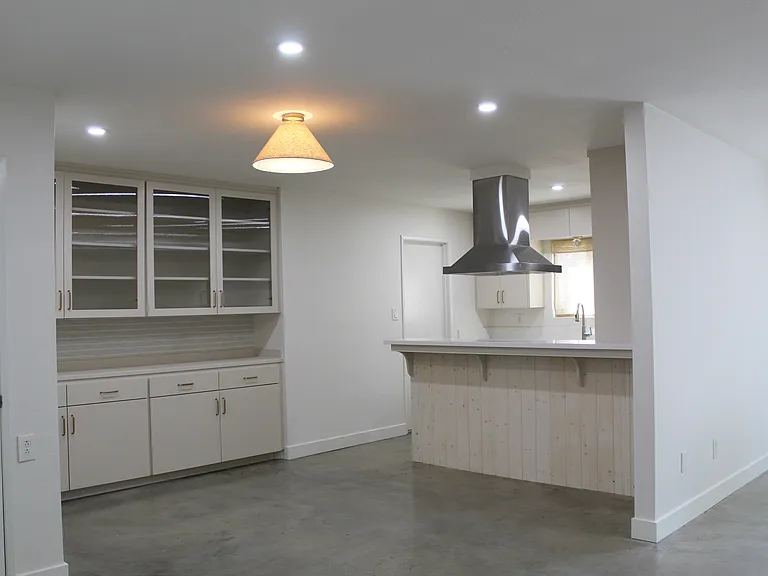 1135 Myra Ave — Photo 13
