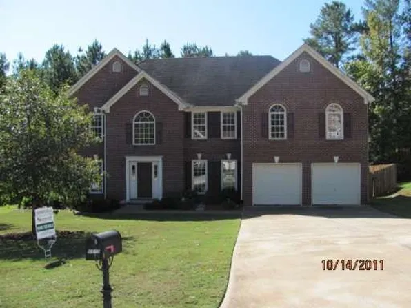 6913 Wynmeadow Dr, Stone Mountain, GA 30087