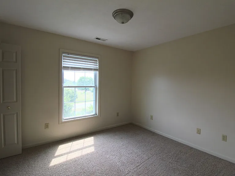 1311 Stonechris Dr — Photo 9