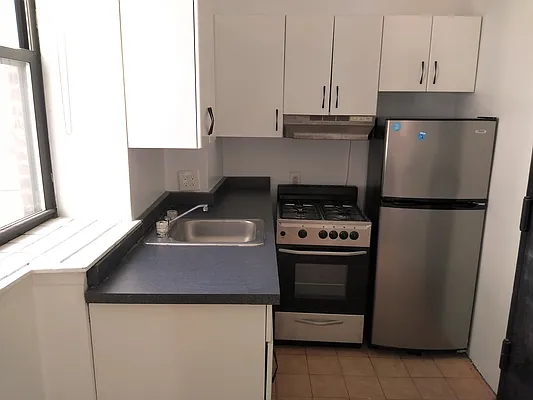 Rented by Point NYC | media 11