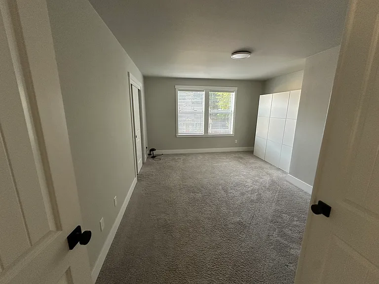 Bedroom 2 (upstairs)