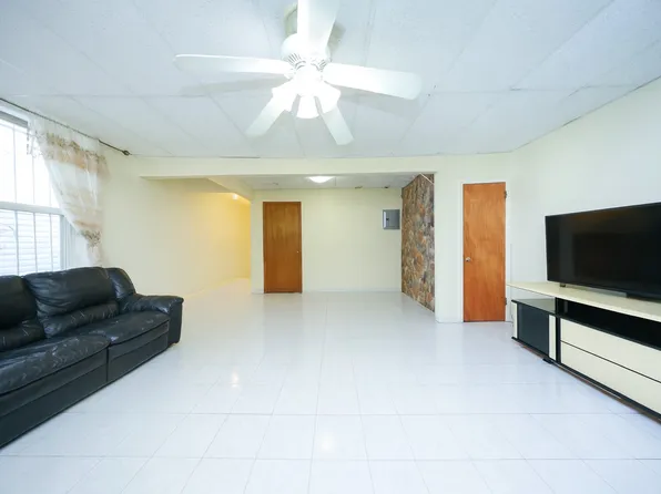 7312 21st Avenue image 3 of 22