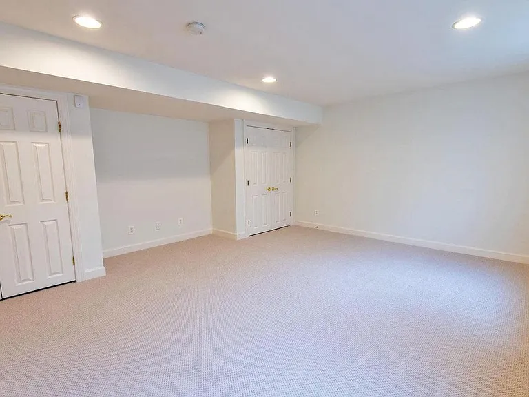 12982 Highland Oaks Ct — Photo 2