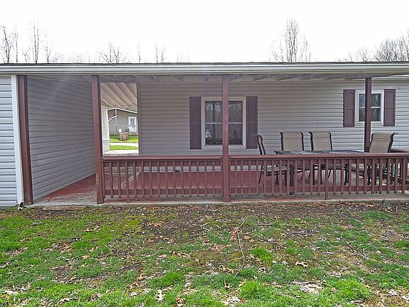 3rd image of 521 Heritage Ln