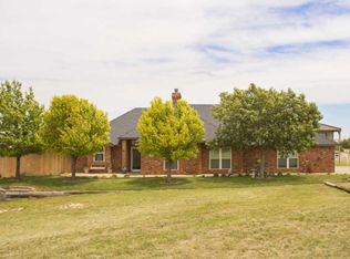 300 Country Club Dr, Canyon, TX 79015