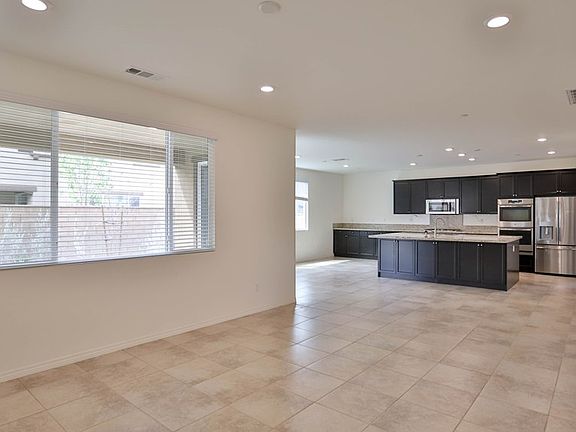 5th image of 15593 Paprika Ln