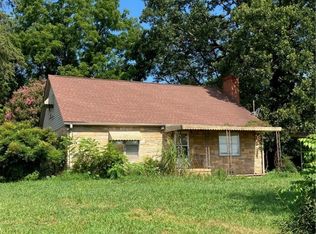 131 Oak Creek Rd, Seneca, SC 29678