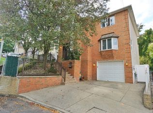 125 Rustic Pl, Staten Island, NY 10308