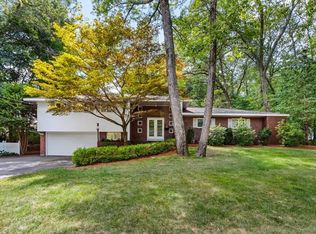 25 Chatham Way, Lynnfield, MA 01940