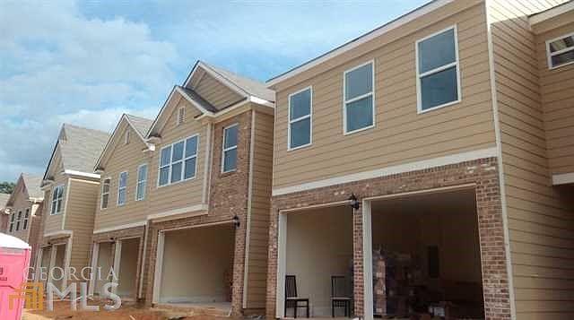 1st image of 208 Oakland Hills Way