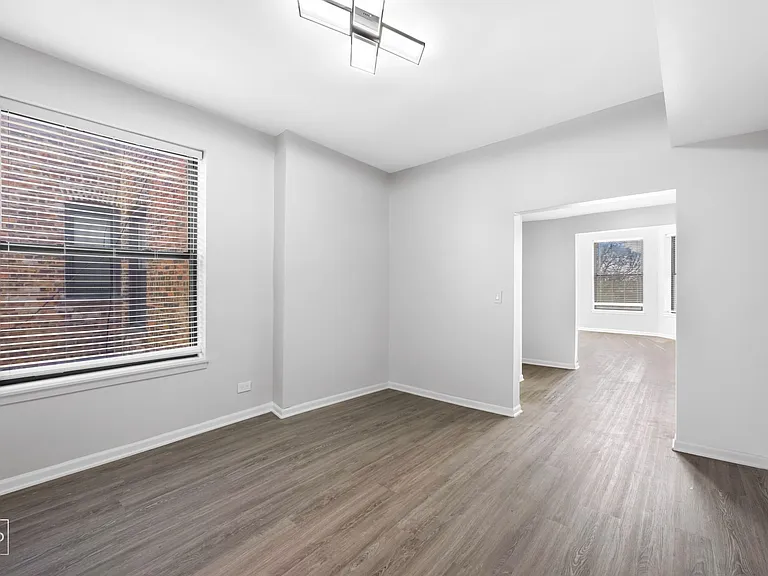 5051 S Forrestville — Photo 25