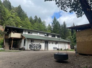 6480 Deer Creek Rd, Selma, OR 97538