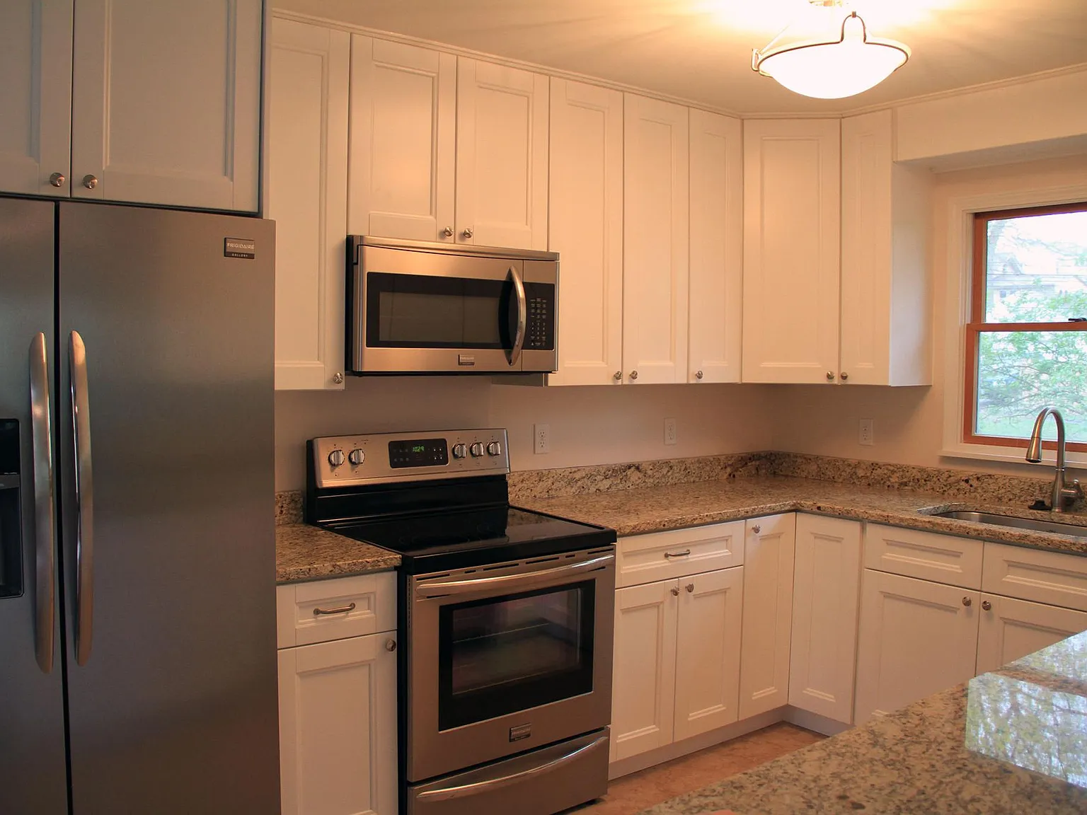 5039 Sheridan Ave S — Photo 1