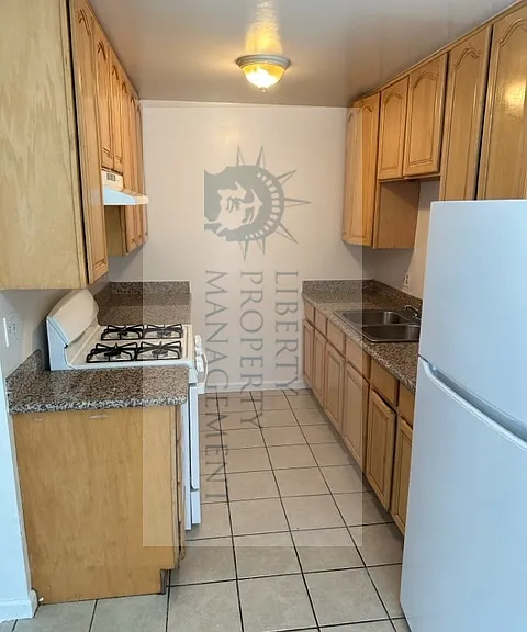 4477 Cotton Ct #4 — Photo 2