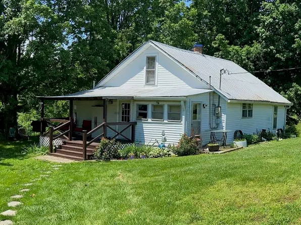 195 Bernard Hodges Rd, Summer Shade, KY 42166