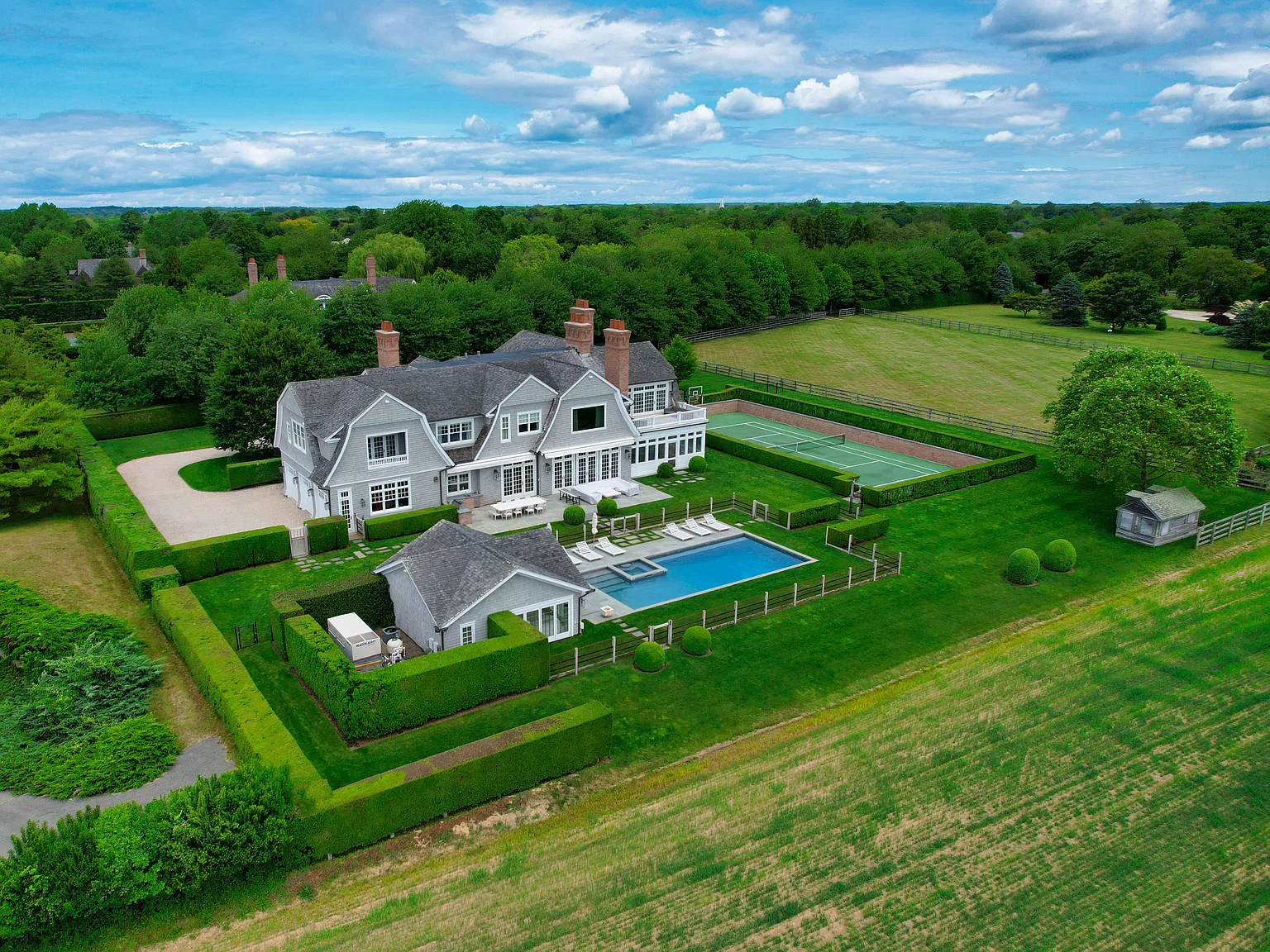 The Ultimate Bridgehampton Luxury Estate — Photo 3