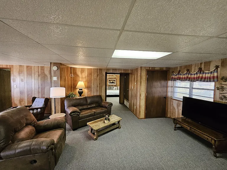 LCR 248 — Photo 36