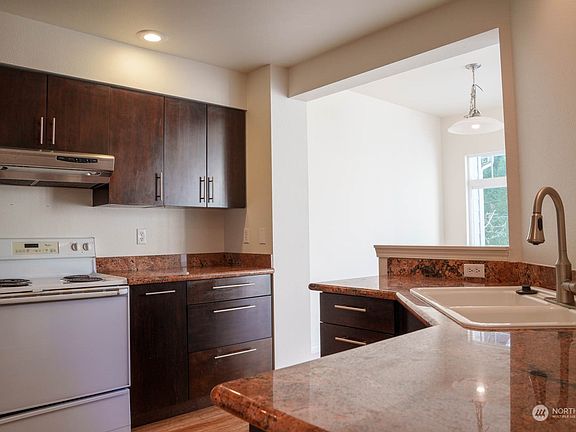 5th image of 16711 Graystone Drive