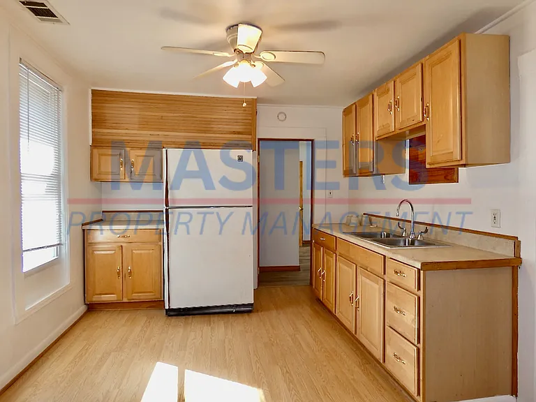 1026 Oakwood Ave — Photo 19
