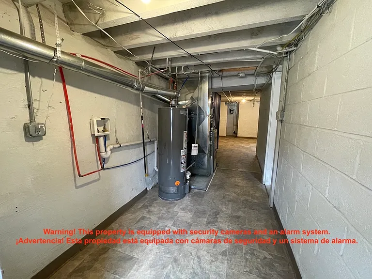 1131 Hellerman St — Photo 13