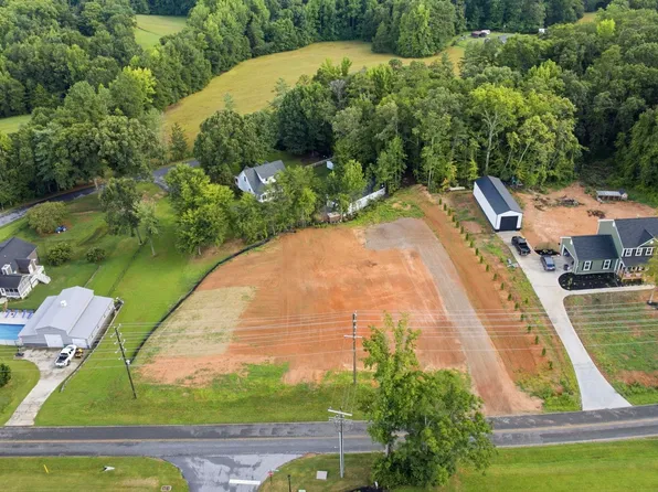 319 Bethany Church Rd, Moore, SC 29369