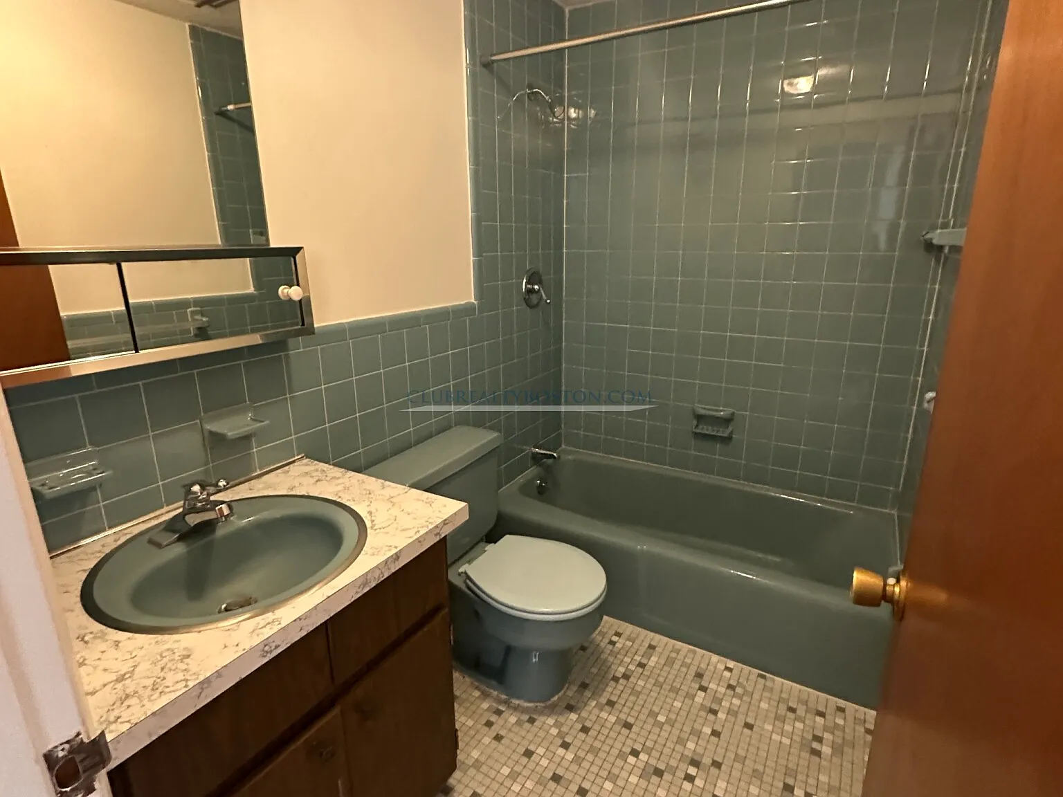 1 bed, 800 sqft, $2,250 — Photo 2
