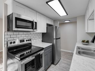 Emerald Square Villas, Fort Wayne, IN 46816