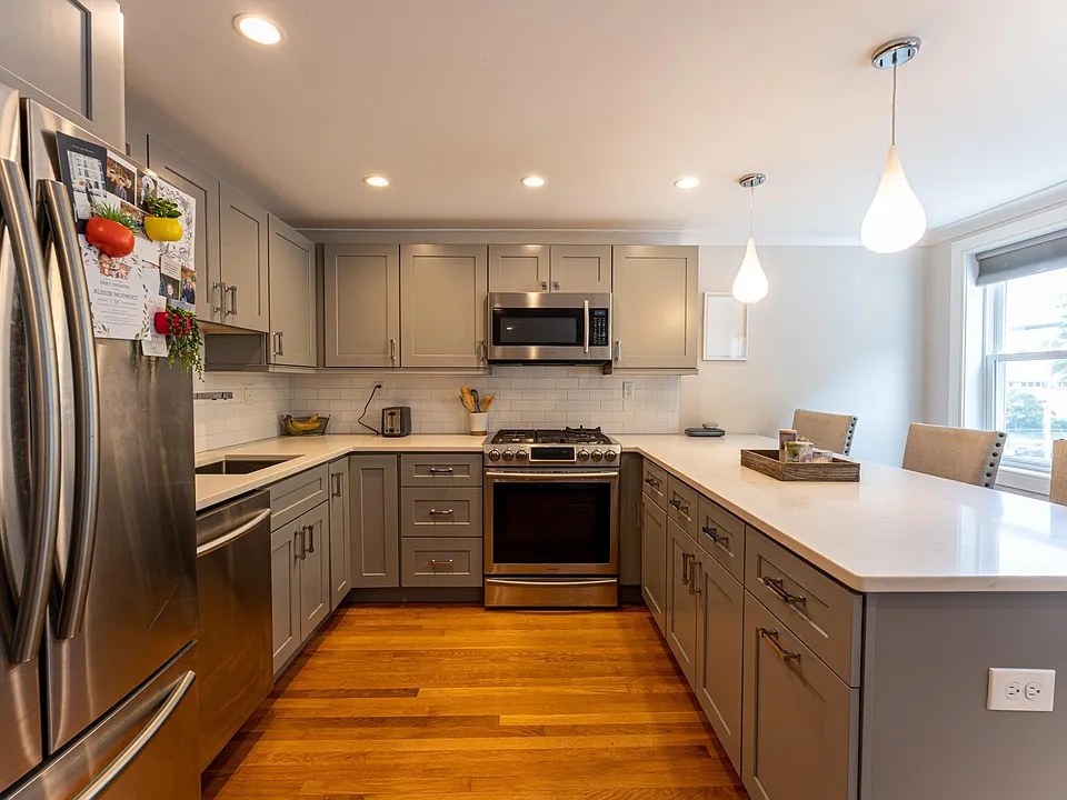 42 Saint Martin St #1