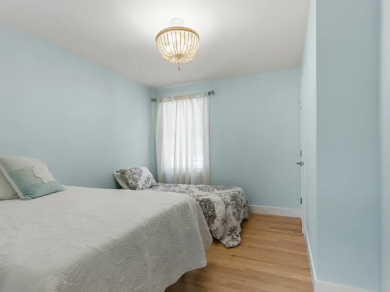 36 Virginia Ave — Photo 25