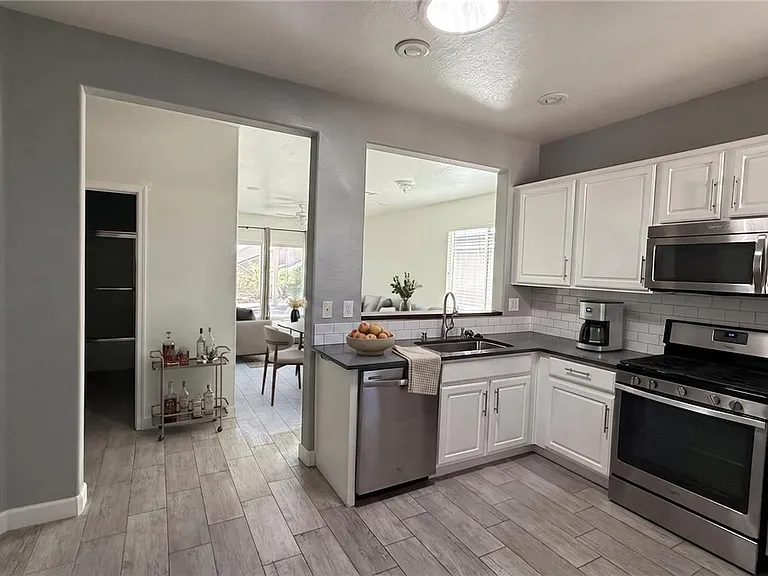 2611 Anani Rd — Photo 4