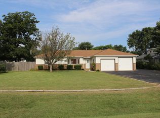 621 N Main St, Benton, KS 67017