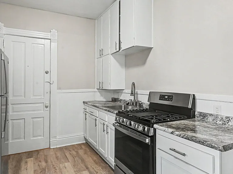 513 Wheaton Ave — Photo 9