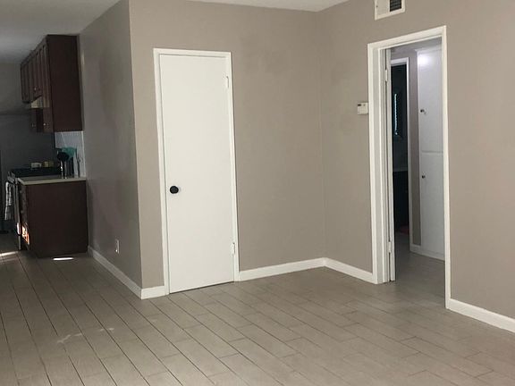 2nd image of 466 S Euclid Ave APT 3