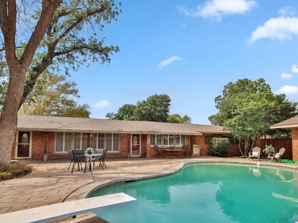 4002 47th St, Lubbock, TX 79413