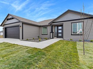 1617 Parkwood Ct Lot 327, Presale Grandview, WA 98930