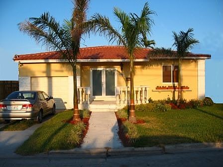 Front of House(faces west)