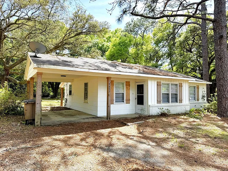 4657 Barbara Mitchell Dr — Photo 2
