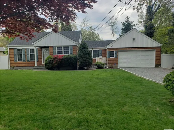 67 Adams Avenue, Sound Beach, NY 11789