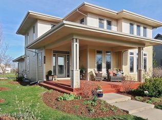 989 Shootingstar Rd, Grayslake, IL 60030