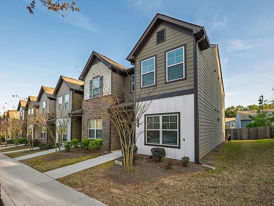 1 bedroom rental available in a 3 bedroom townhouse