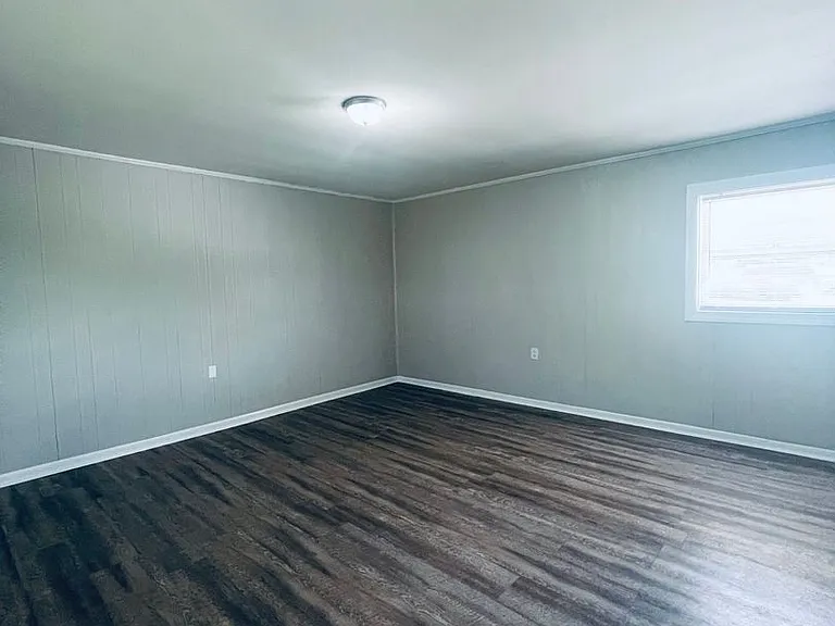 Studio Apartment Near Downtown Lewisburg MoveIn Special Available — Photo 4