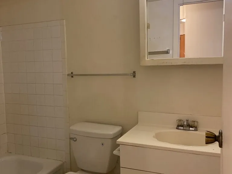 1705 Heatheridge Rd #I204 — Photo 11