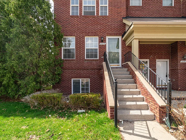 23279 Cornerstone Village Dr — Photo 28