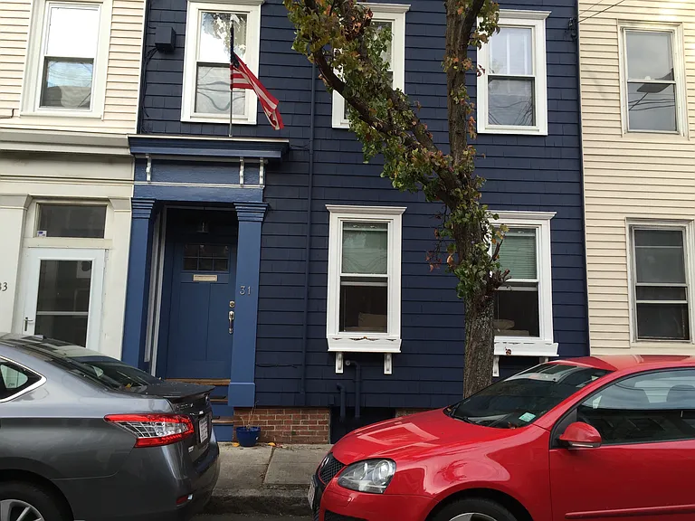 31 Russell St #1 — Photo 6