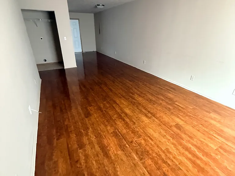 2630 E Peggy Ave — Photo 2