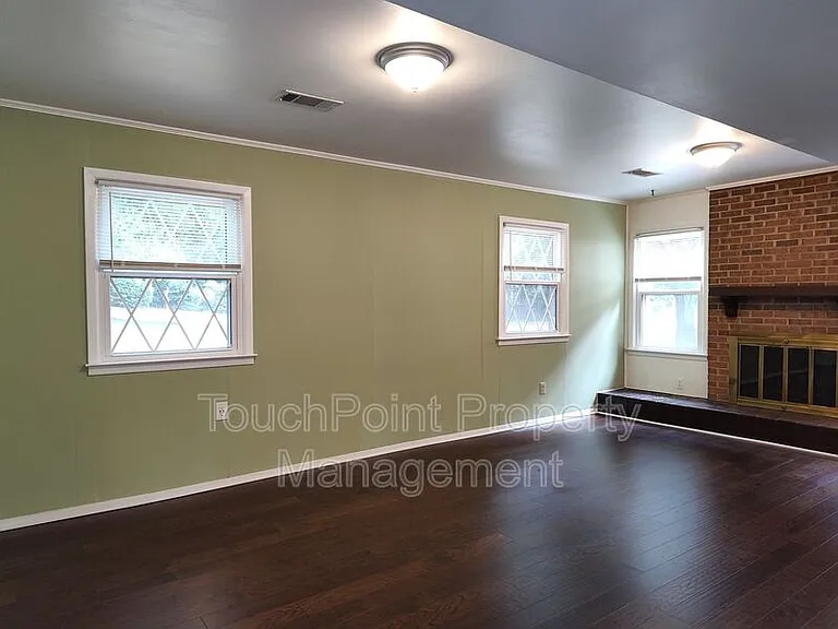 5812 Donegal Dr — Photo 10