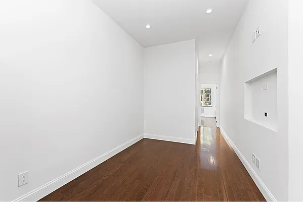 Rented by Douglas Elliman | media 26