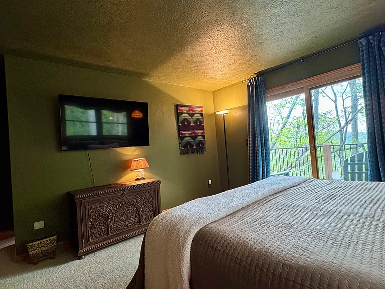 727 Town Mountain Rd — Photo 19