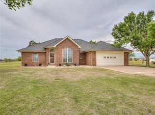 3886 Arrowhead Rd NE, Piedmont, OK 73078