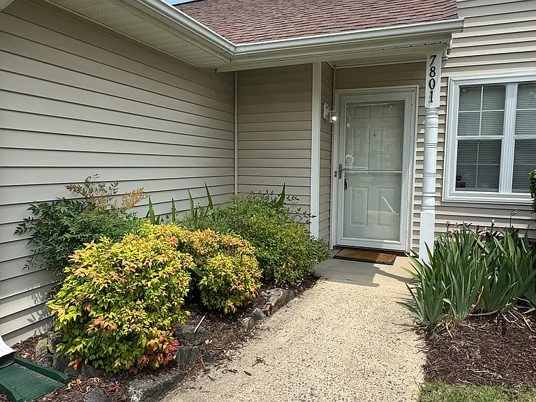 7801 Renaissance Ct — Photo 3